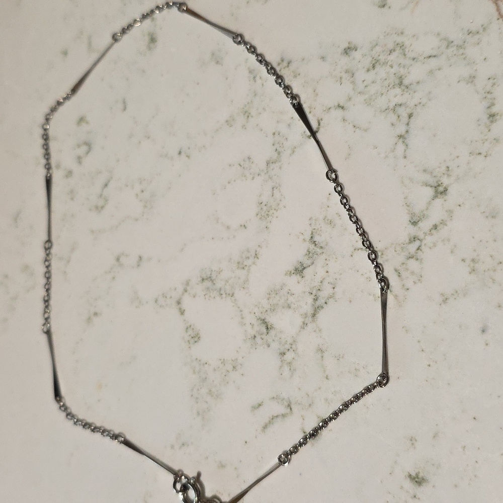 Elegant Silver Necklace